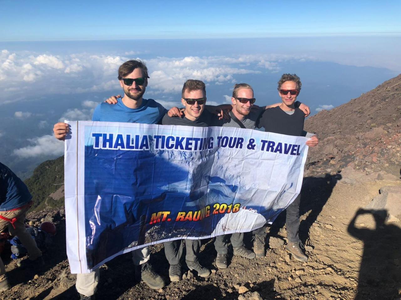 Thalia Homestay & Ijen Bromo Tour บันยูวังงี ภายนอก รูปภาพ