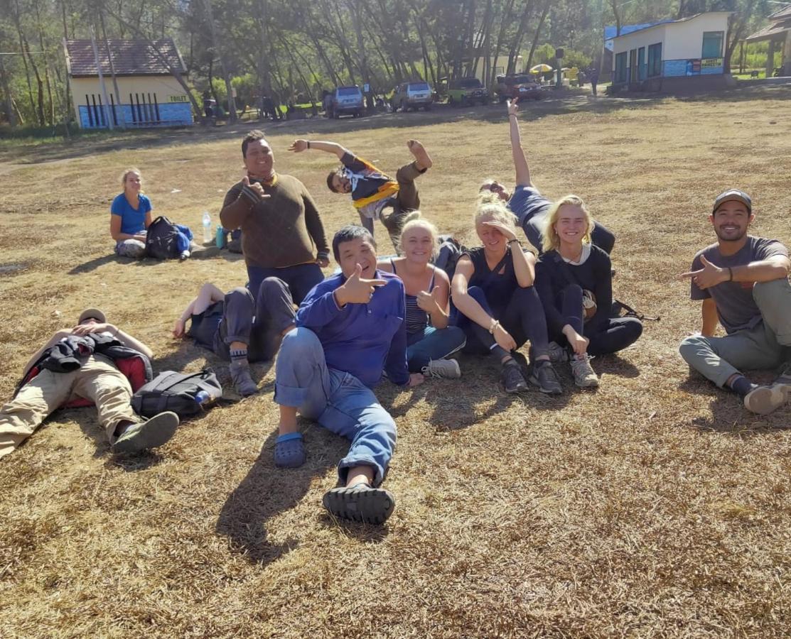 Thalia Homestay & Ijen Bromo Tour บันยูวังงี ภายนอก รูปภาพ